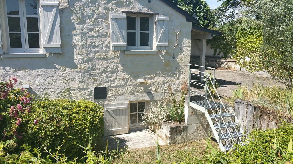 Gite Chateau De Chaintres Dampierre-sur-Loire Esterno foto